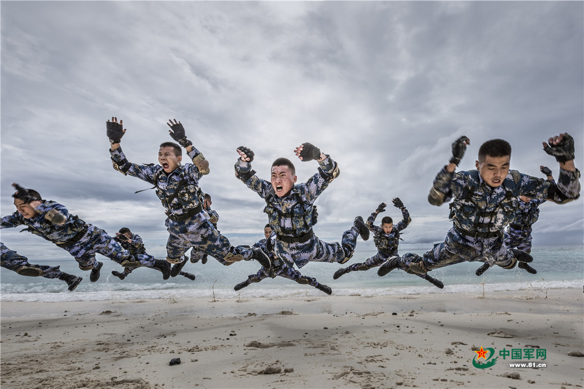 最新軍事圖片高清壁紙，展現(xiàn)現(xiàn)代軍事力量之美，現(xiàn)代軍事力量之美，高清壁紙軍事圖片展示