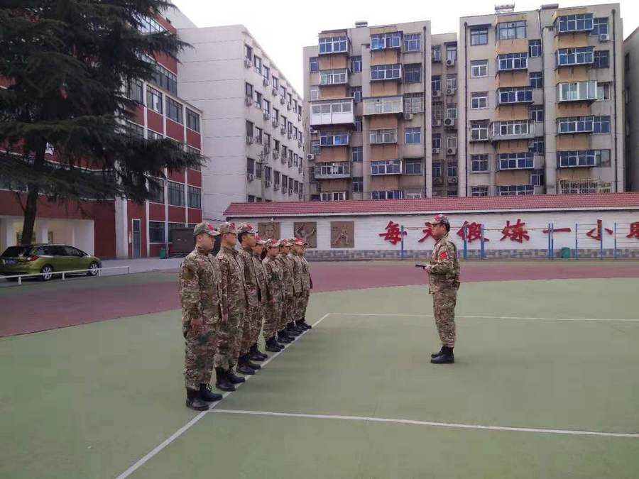 半軍事化管理學(xué)校，理念與實(shí)踐，半軍事化管理學(xué)校的理念與實(shí)踐探索