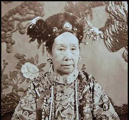 揭秘劉伯溫精準一肖的神秘面紗，劉伯溫精準預測生肖之謎揭秘