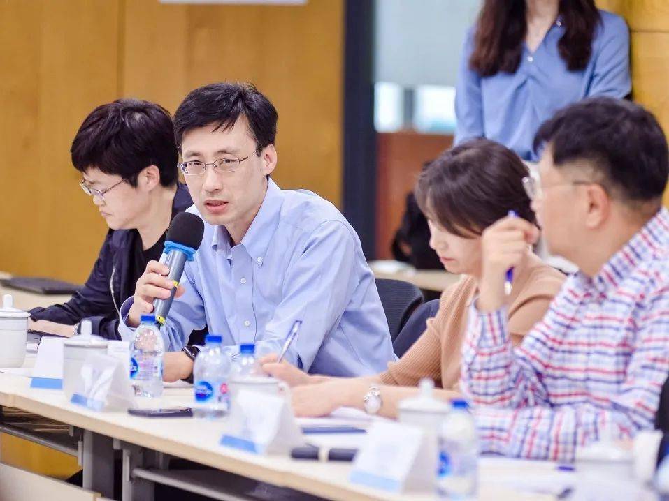 王中王一肖中持嗎？深度解析背后的故事與真相，揭秘王中王一肖背后的故事與真相，深度解析與真相探討
