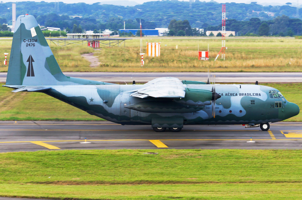 小型運輸機(jī)的優(yōu)勢與應(yīng)用前景展望，小型運輸機(jī)的優(yōu)勢及未來應(yīng)用前景展望