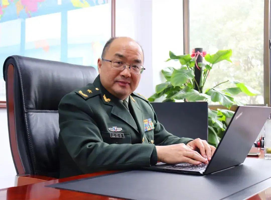 國防科技大學(xué)，一所卓越的高等學(xué)府，究竟有多牛？，國防科技大學(xué)，卓越高等學(xué)府的深度解析，究竟有多牛？