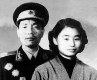 鐵血中文網(wǎng)，引領(lǐng)在線閱讀新風(fēng)尚的領(lǐng)先平臺(tái)，鐵血中文網(wǎng)，引領(lǐng)在線閱讀新風(fēng)尚的領(lǐng)航平臺(tái)