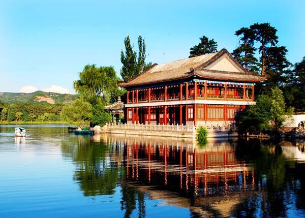 承德避暑山莊官網(wǎng)，歷史的印記與現(xiàn)代的展示，承德避暑山莊官網(wǎng)，歷史印記與現(xiàn)代展示交相輝映