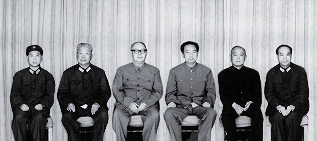 中央剛剛宣布大消息，開啟新征程，邁向未來繁榮，中央宣布新動(dòng)向，開啟新征程，共筑未來繁榮之路