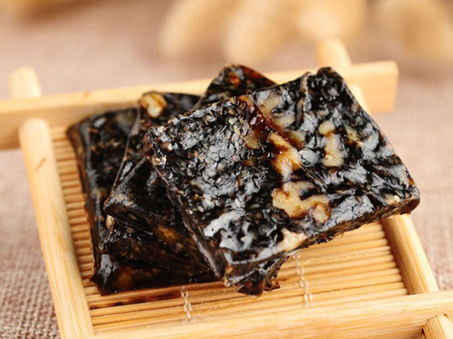 阿膠的功效，探尋其獨(dú)特價(jià)值與健康益處，阿膠的獨(dú)特價(jià)值與健康益處探究，功效一覽