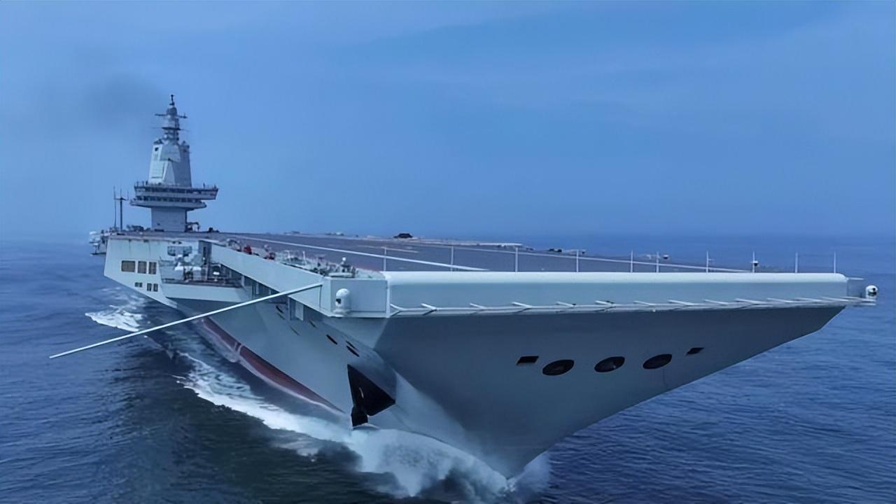 揭秘福建艦的真實排水量，是否只有傳聞中的8萬噸？，揭秘福建艦排水量真相，傳聞中的8萬噸是否準(zhǔn)確？