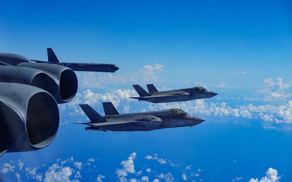 軍事熱點新聞，全球軍事動態(tài)深度解析，全球軍事動態(tài)深度解析，軍事熱點新聞一覽