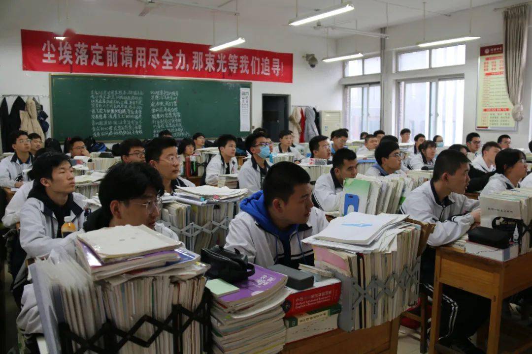 香港必中一組三中三，揭秘彩票背后的秘密與策略，揭秘彩票背后的秘密與策略，香港三中三必中組合探討