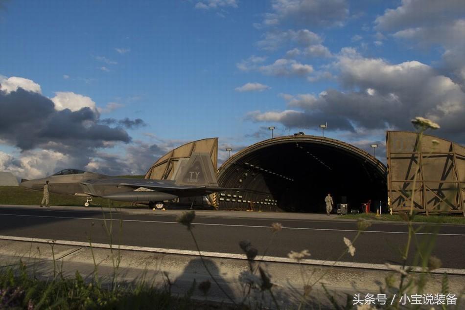 關(guān)于幾架殲-20可以打敗一架F-22的探討，殲-20與F-22對(duì)決探討，幾架殲-20能勝出一架F-22？