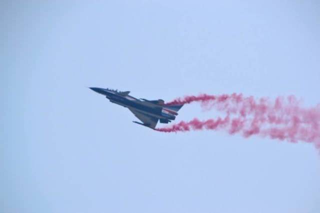 殲-10與F-16在巴基斯坦，技術(shù)比拼下的空戰(zhàn)實(shí)力對(duì)比，巴基斯坦空戰(zhàn)實(shí)力比拼，殲-10與F-16技術(shù)對(duì)決