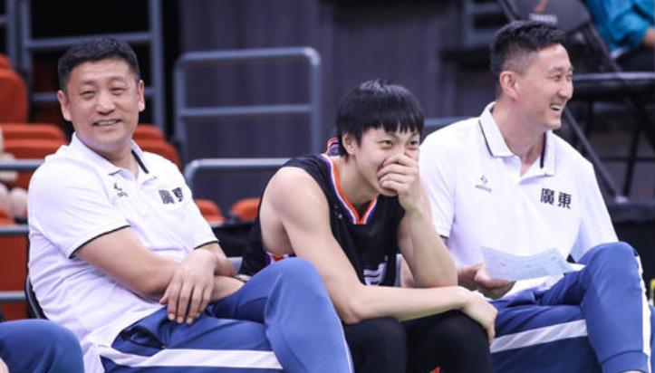 澳門彩票開獎?wù)?，探?18開獎?wù)镜镊攘εc奧秘，澳門彩票開獎?wù)窘颐?，探索魅力四溢?18開獎?wù)緤W秘