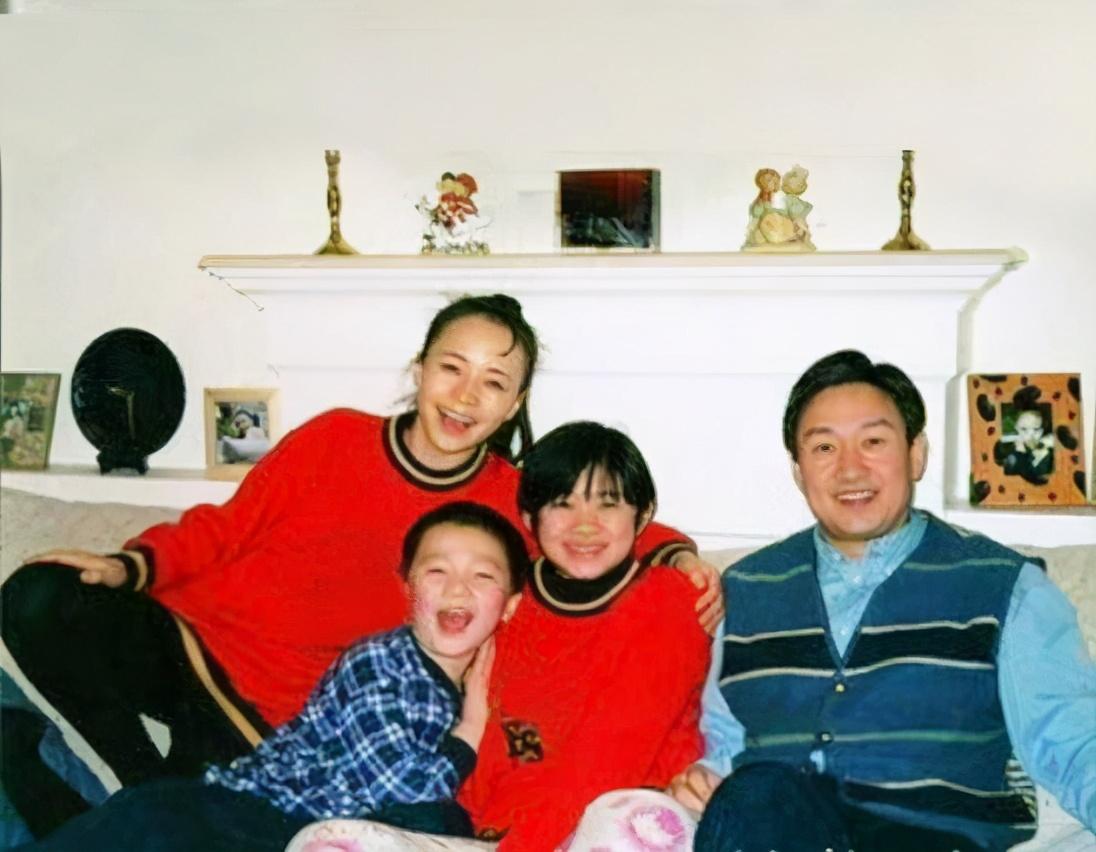 宋丹丹個人資料簡介及英達，一位演藝界的璀璨明星與她的傳奇人生，宋丹丹與英達，演藝界的傳奇人生及璀璨星光